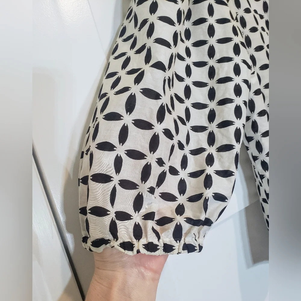 Talbots  Silk Cotton Vintage Button Down Shirt Black & White Print Size 10
